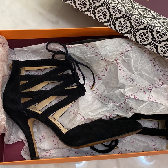 Isola Indira Black Suede Shoe - Picture 8 of 8